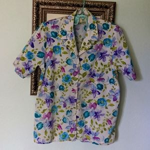 Vintage,S, cotton floral button down shirt so cute!